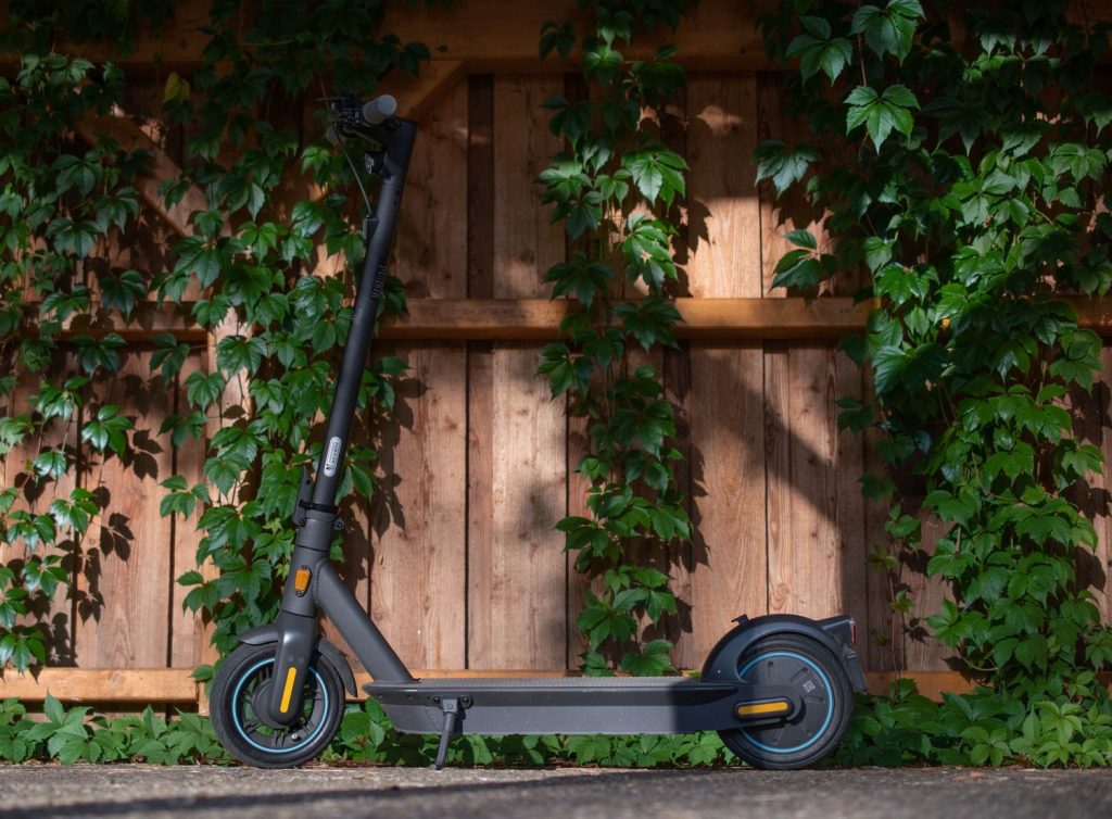 Patinete Eléctrico: Las Multas Que Te Van A Endosar Por Usarlo Mal