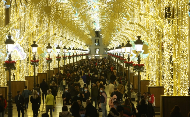 Si Estás En El Sur Uno De Los Mejores Sitios Para Vivir La Navidad Es Málaga.