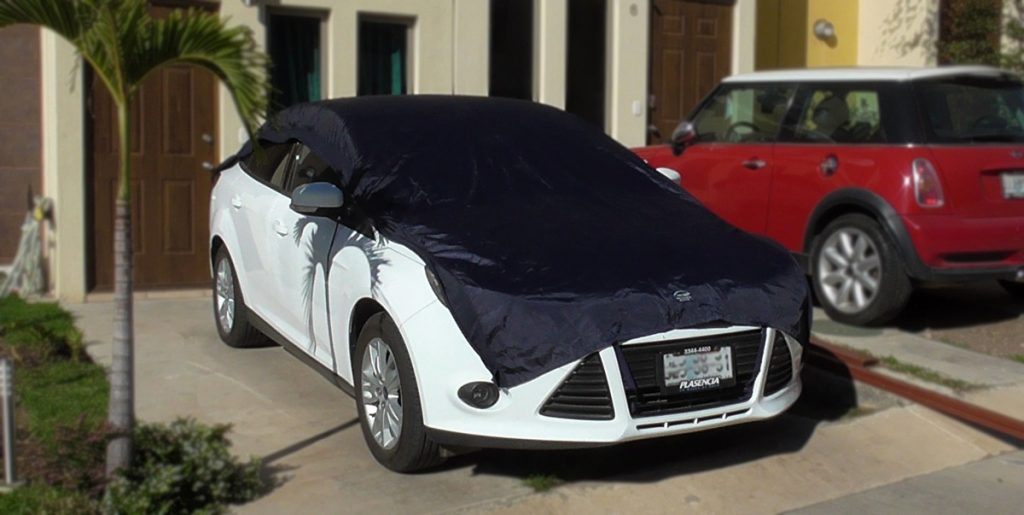 Colocación De Manta En El Coche 