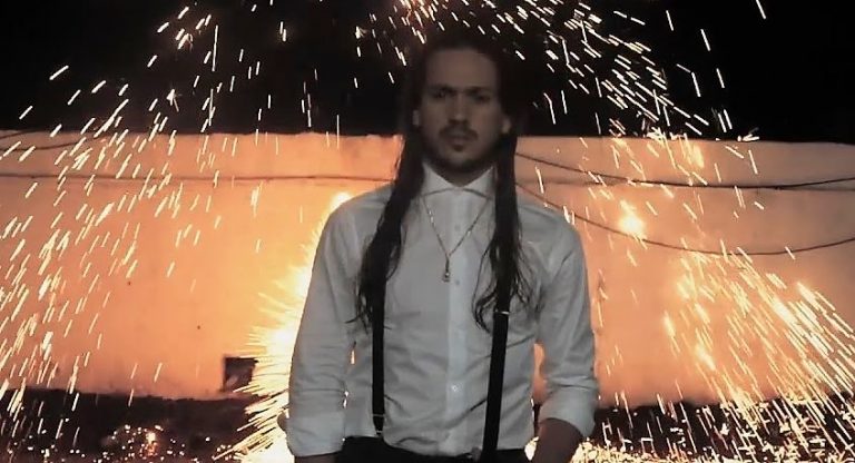 Canelita presenta ‘Te miro’, su nuevo single