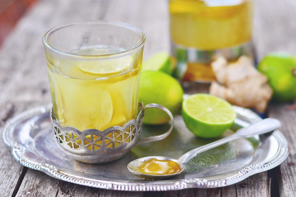 La Bebida De Miel Y Limón Es Un Gran Energizante, Como El Café