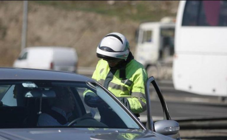 Los pasos según la DGT para recurrir una multa y tener éxito