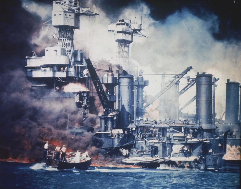 Imagen Coloreada Del Ataque A Pearl Harbor.