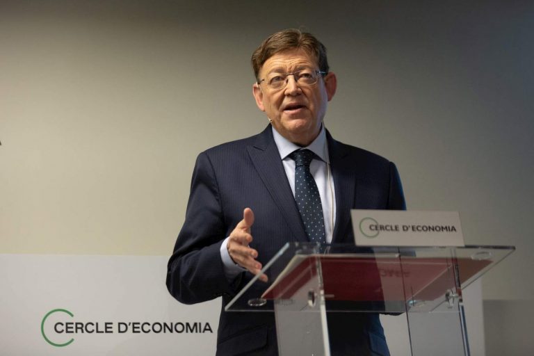 Valencia establecerá un teléfono de ayuda para residentes británicos tras el Brexit
