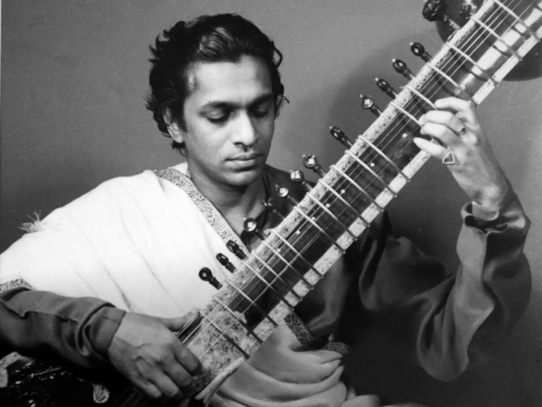 La OSCyL cierra en Valladolid su homenaje a Ravi Shankar en su centenario