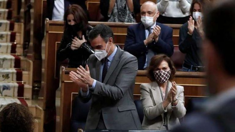 Sánchez agradece su apoyo «a todos los que han arrimado el hombro» para aprobar los PGE