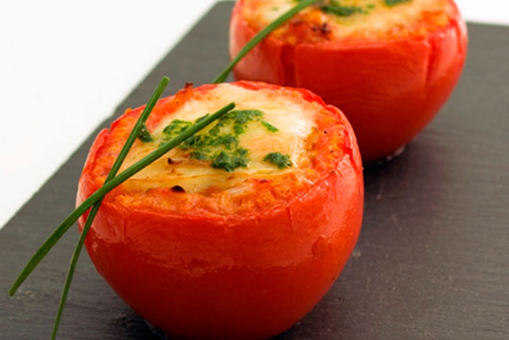 Ideas para hacer tomates rellenos saludables para una cena Ideas para hacer tomates rellenos saludables para una cena