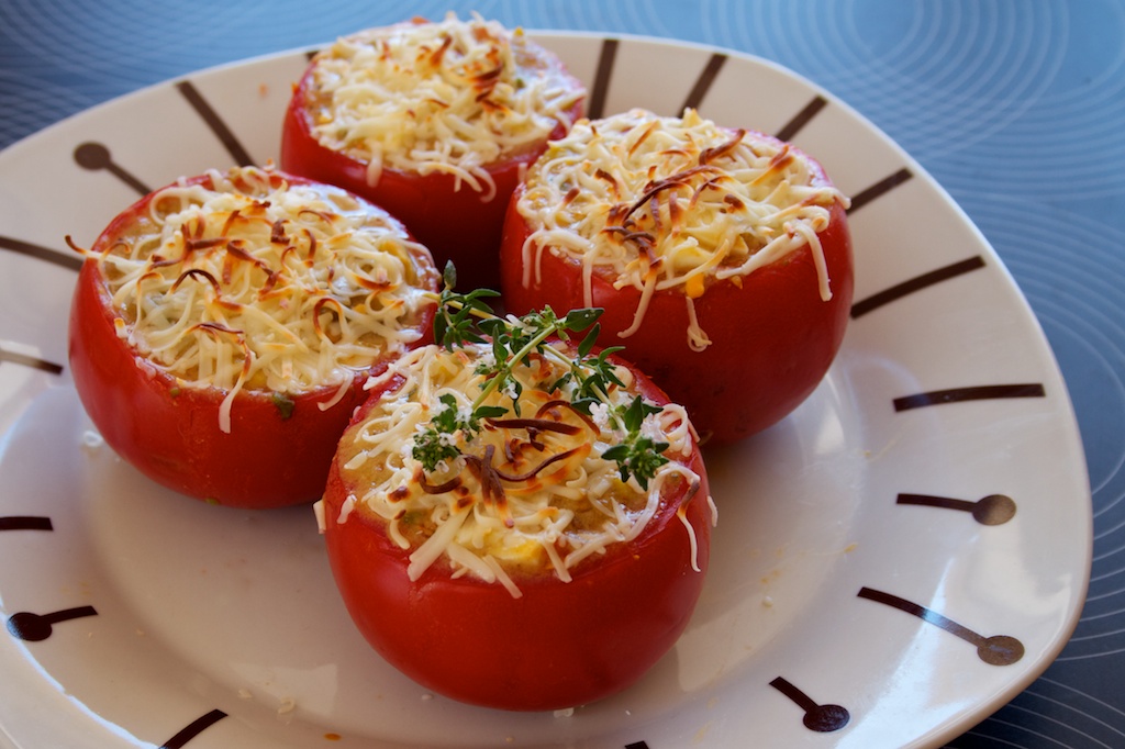 Ideas Para Hacer Tomates Rellenos Saludables Para Una Cena 7 Tomates Rellenos Al Horno