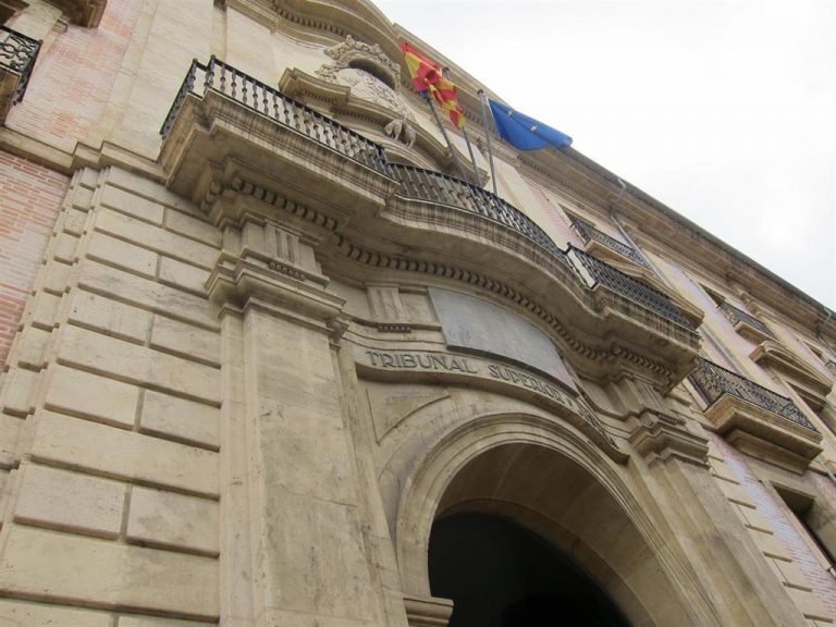 TSJCV acumula en dos procedimientos seis denuncias contra altos cargos