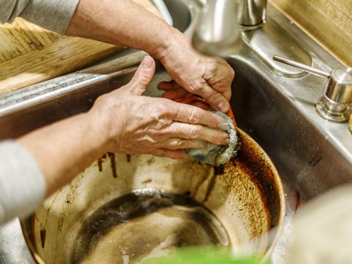 trucos para eliminar la grasa de la olla 