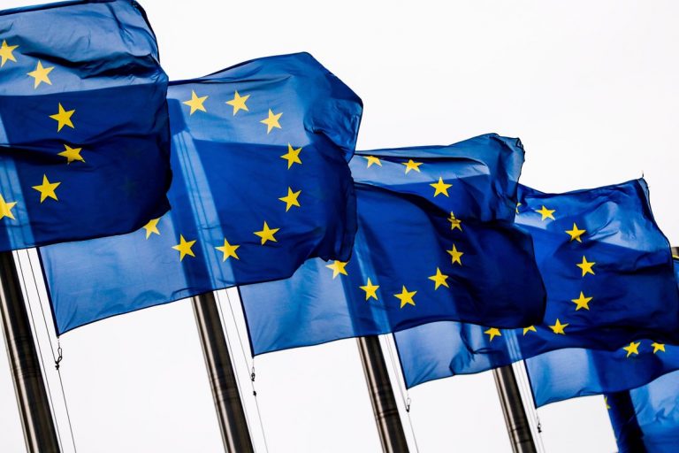 Empresas europeas estudiarán un sistema de conectividad satelital de la UE