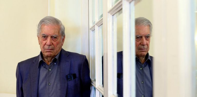 Padura refuta a Vargas Llosa y encumbra a la novela policíaca como el género literario de este tiempo