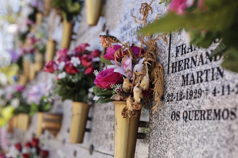 El límite de personas en velatorios en Asturias, por encima de las medidas acordadas
