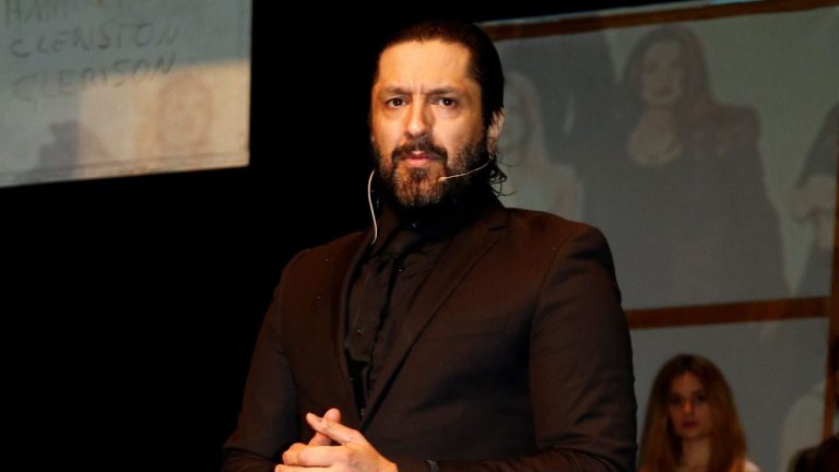 Cayetana Guillén Cuervo defiende públicamente a Rafael Amargo