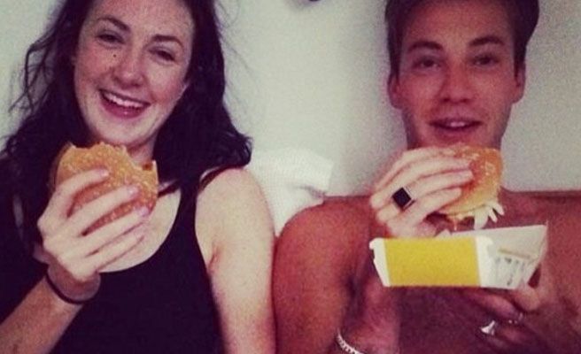 10 Selfies After-Sex Que No Debieron Ver La Luz