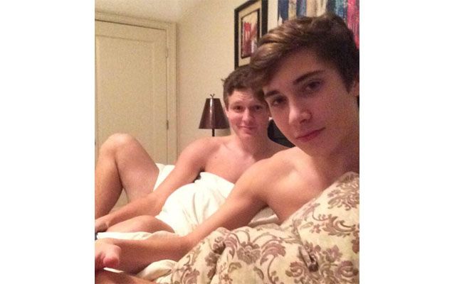 10 Selfies After-Sex Que No Debieron Ver La Luz
