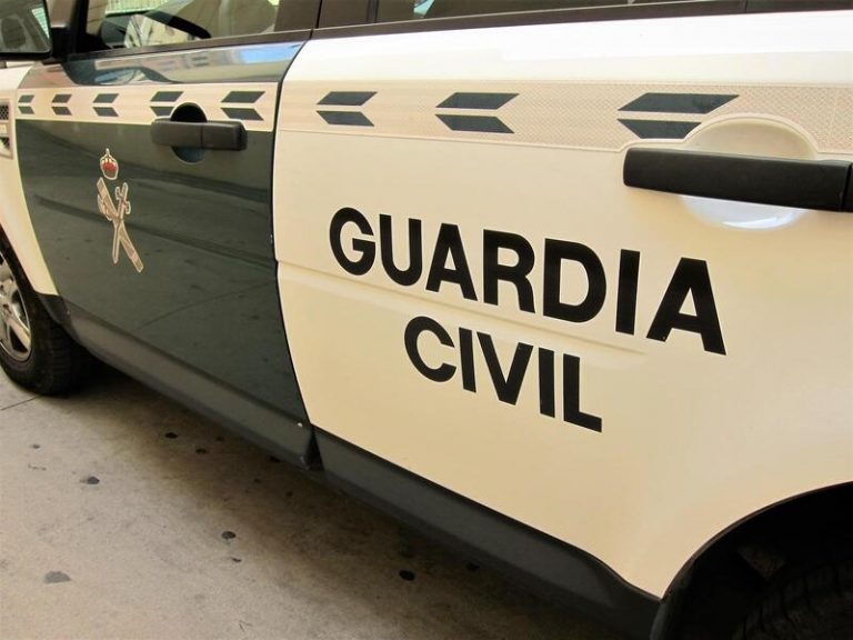 Guardia Civil detiene a 14 personas por apoyar a narcolanchas en la zona del río Guadiaro