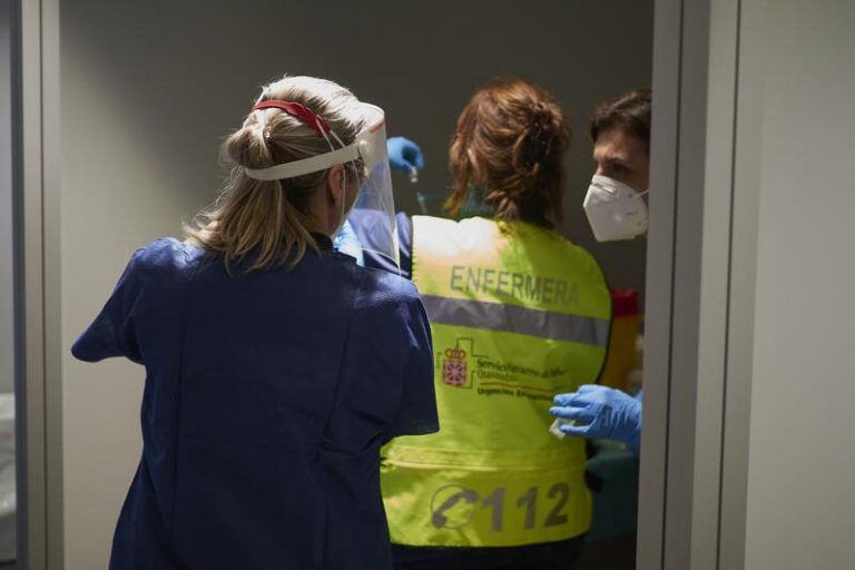 Navarra adelanta a las 21 horas el cierre de la hostelería y prohíbe fumar en terrazas