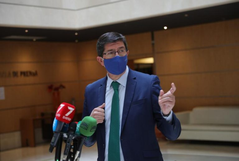 Andalucía apela a la «concienciación social» y ruega un «autoconfinamiento»
