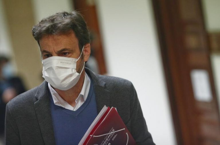 Podemos ve un error que Illa deje el martes su cargo sin comparecer en el Congreso