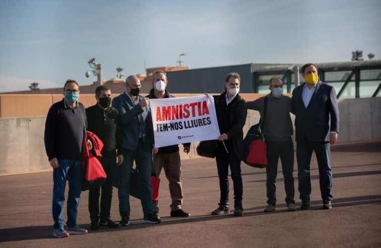Los presos del 1-O en Lledoners salen de la cárcel con el tercer grado