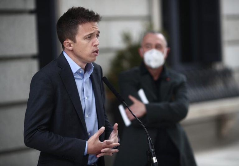 Errejón aconseja al Gobierno negociar más con sus socios para no depender de Vox