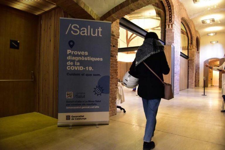 Cataluña supera el medio millón de casos desde el inicio de la pandemia