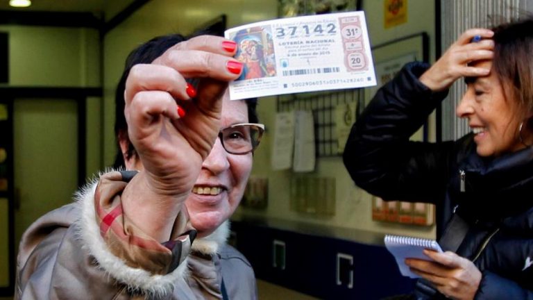 ‘El Niño’ deja 375.000 euros en Almería con un décimo del primer premio