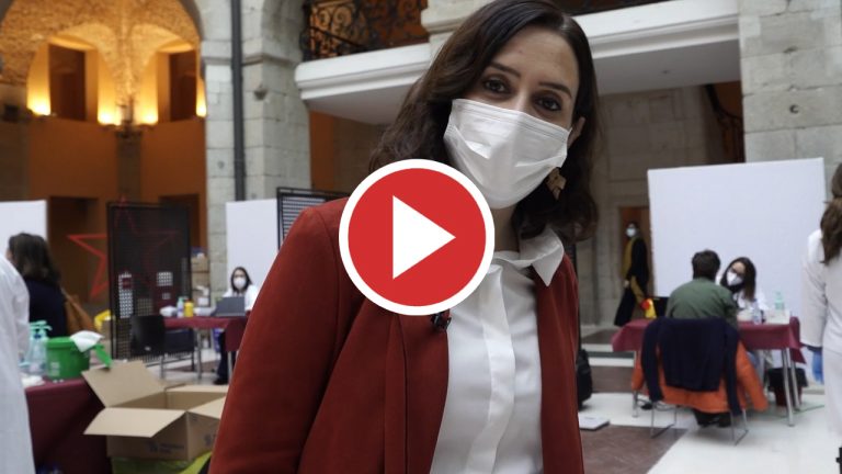 Ayuso pide a los madrileños su «ayuda» para donar sangre