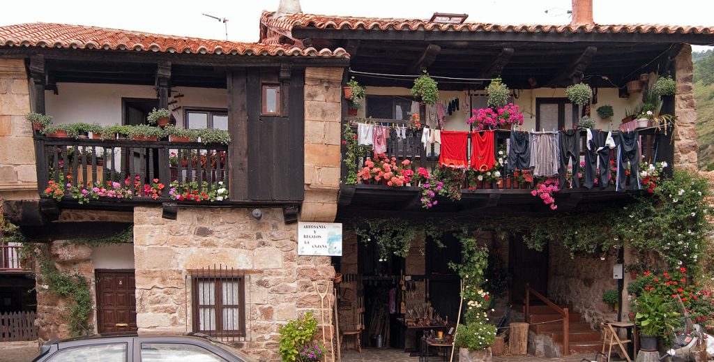 Estos Son Los Pueblos Más Pequeños Y Bonitos De España