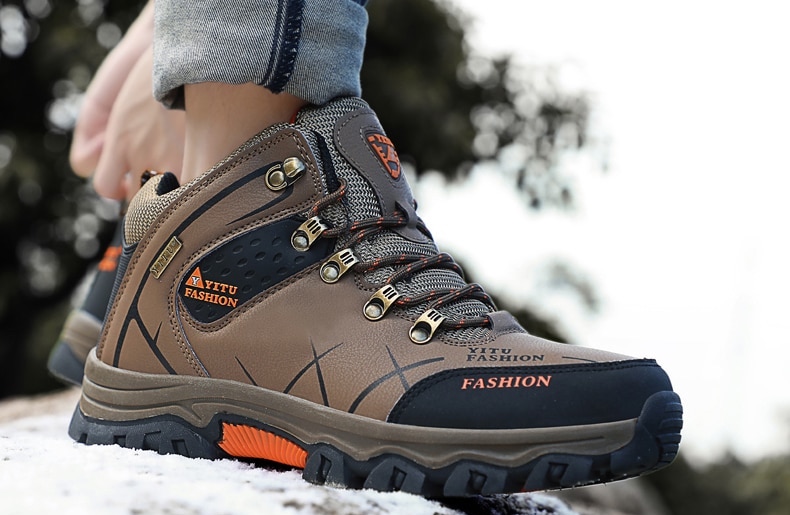 Botas De Tipo Montaña