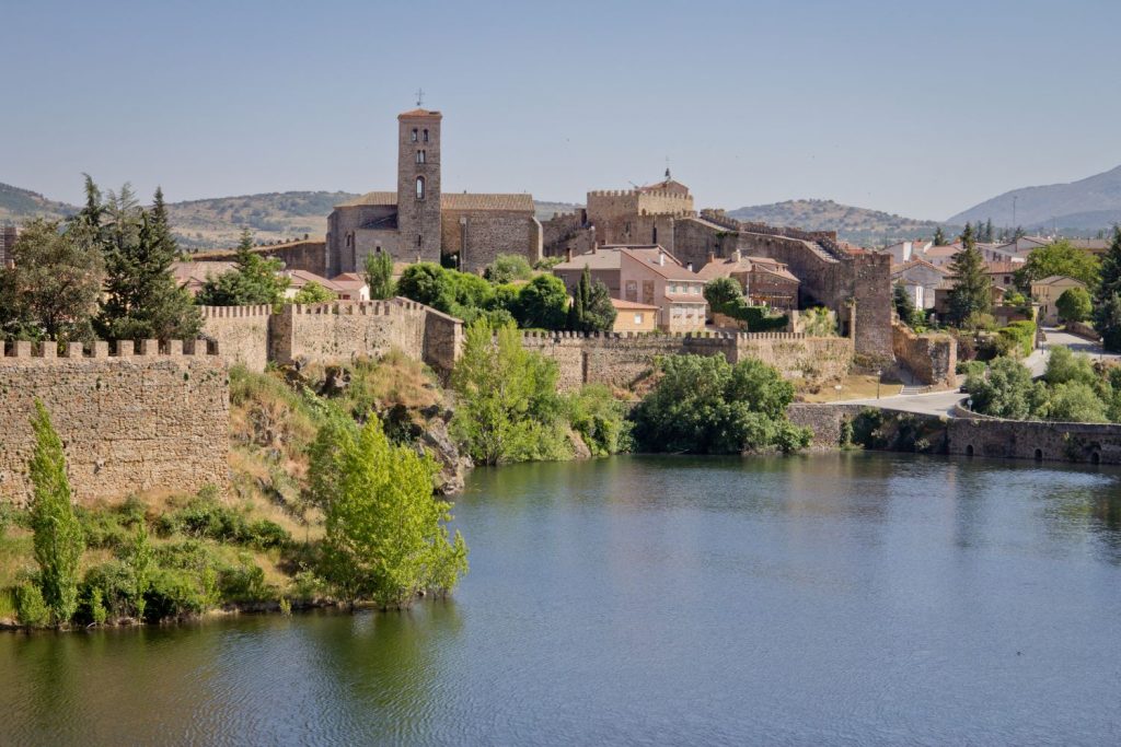 Los Pueblos Más Bonitos De La Sierra De Madrid