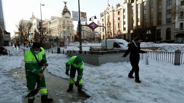 C. Madrid recuerda a la FFM que los ayuntamientos debían comprar sal para hacer frente a temporales