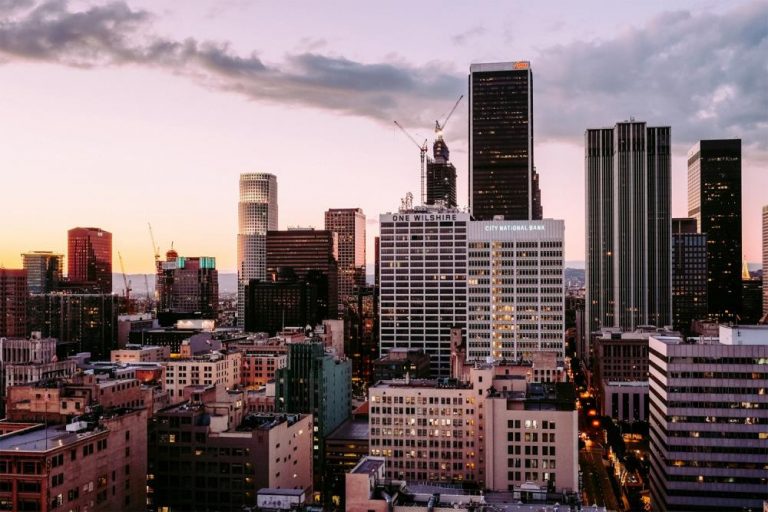 CBRE prevé un aumento del 25% en la inversión inmobiliaria en España este año