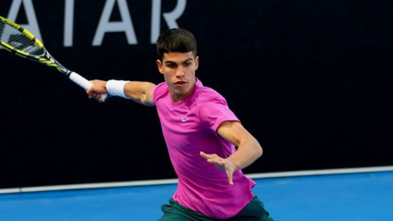 ¿Quién es Carlos Alcaraz, el llamado heredero de Rafa Nadal?
