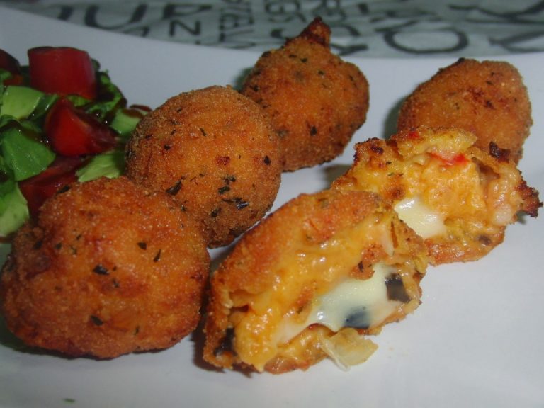Croquetas de pizza la combinación perfecta y original para disfrutar