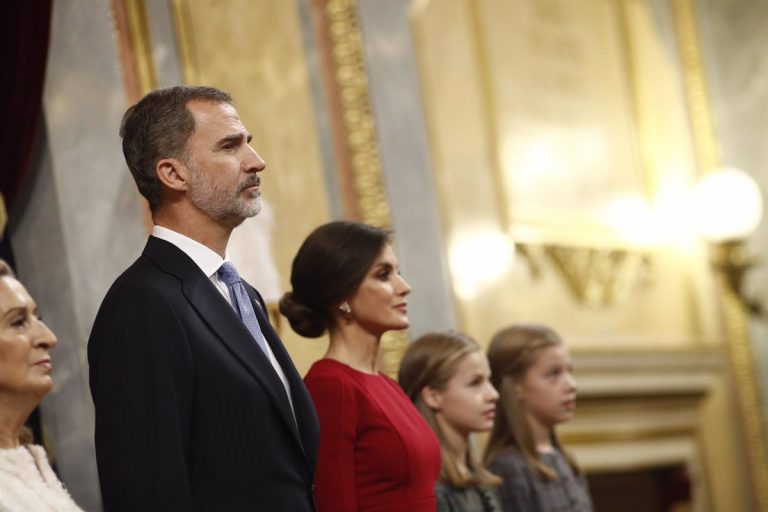 El Rey subraya la vigencia de la Constitución