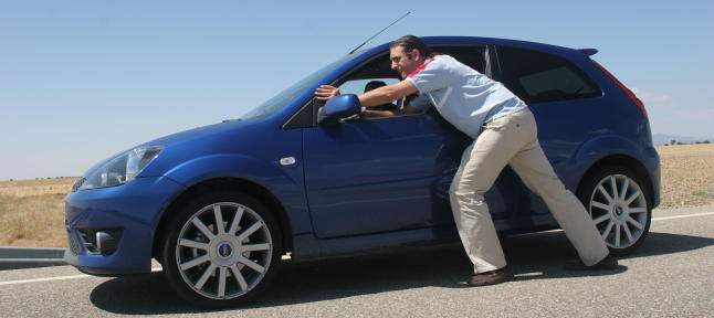 Empujar El Coche - El Clásico Para Arrancar Sin Batería