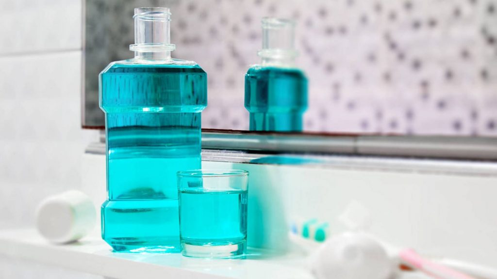 10 Usos Insólitos Que Le Puedes Dar Al Listerine