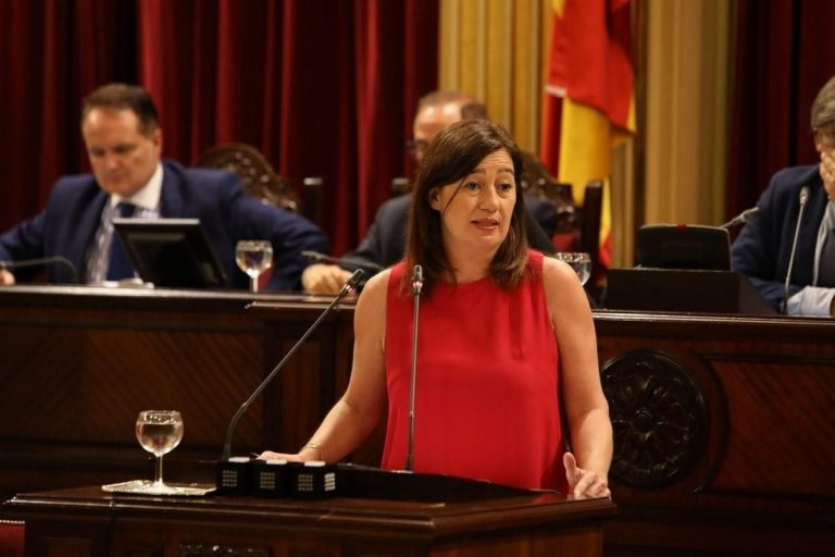 Armengol aboga por «estrategias comunes» de Baleares, Cataluña y C. Valenciana ante el Gobierno