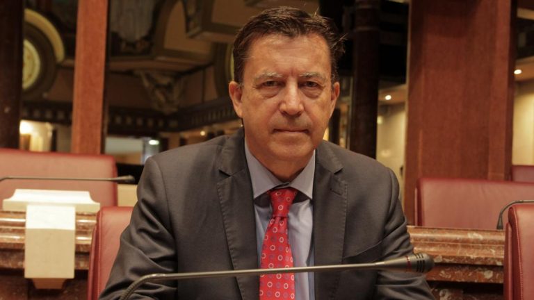 Cs Región de Murcia urge a Sanidad a incluir al profesorado en el segundo grupo de vacunación