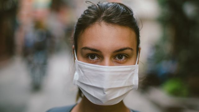 Otro tipo de mascarilla que inhabilita el virus con calor