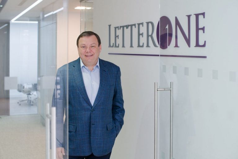 La AN archiva el caso DIA para el magnate ruso Mikhail Fridman