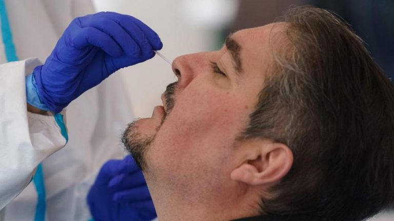 Los expertos insisten en que el PCR es la prueba de Covid más sensible