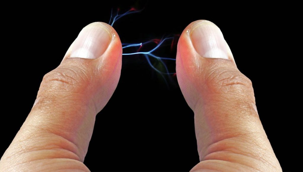 ¿Hay maneras de eliminar la electricidad estática de nuestro cuerpo?