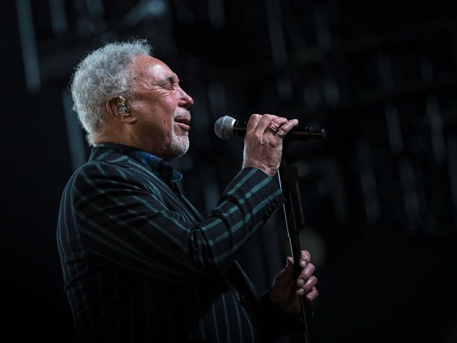 Tom Jones Talking Reality Televisión Blues