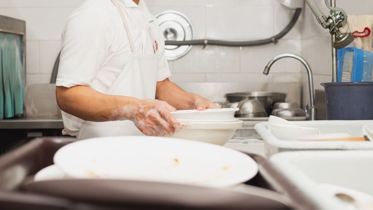 Cosas Que Te Encuentras En Los Restaurantes Que No Brillan Por Su Limpieza