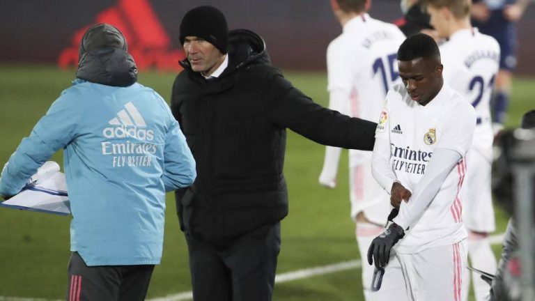 El motivo por el que Zidane ya no deja jugar a Vinicius