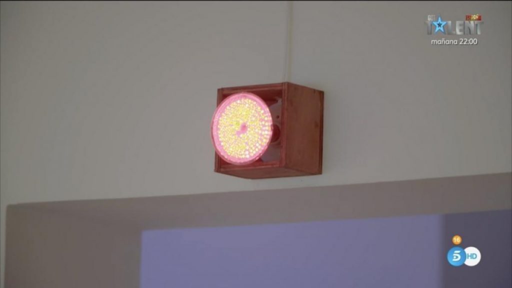 Uno de los chicos rompió la alarma de 'La isla de las tentaciones'.