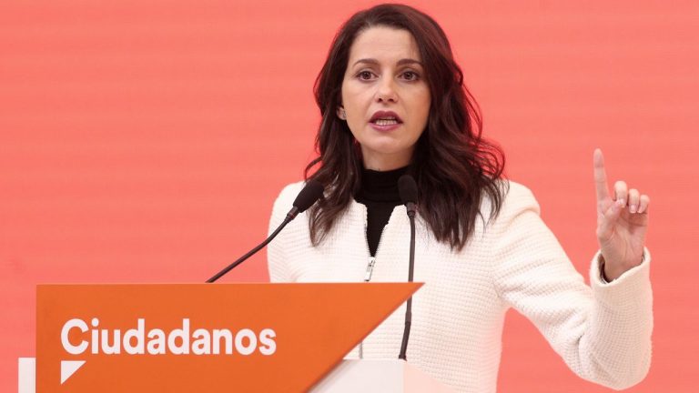 Arrimadas afea a Igea que no descarte acabar en el PP